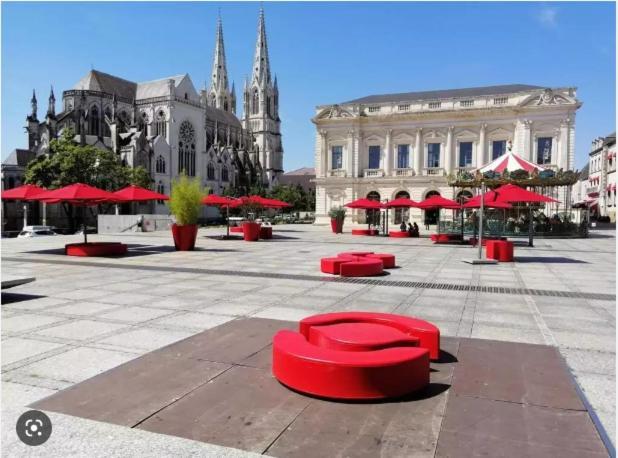 Les Arcades Studio Coeur De Ville Cholet Exteriör bild